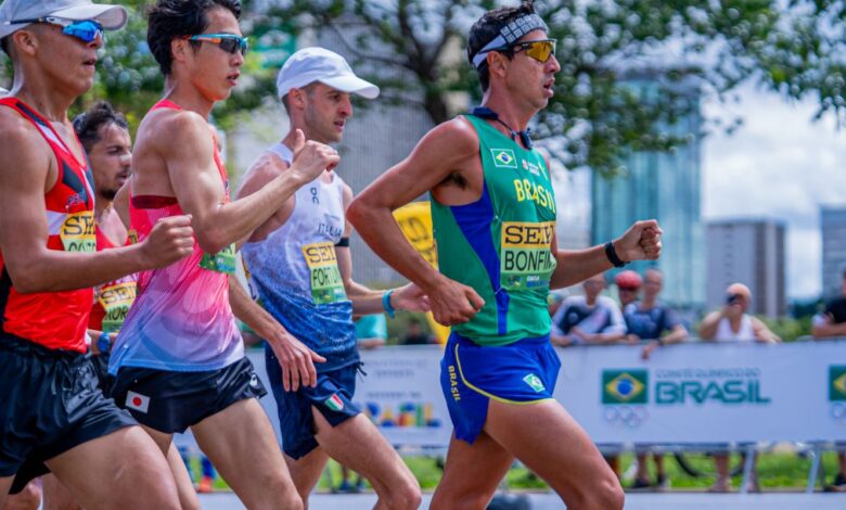 Caio Bonfim e equipe feminina conquistam bronze no Mundial de Marcha