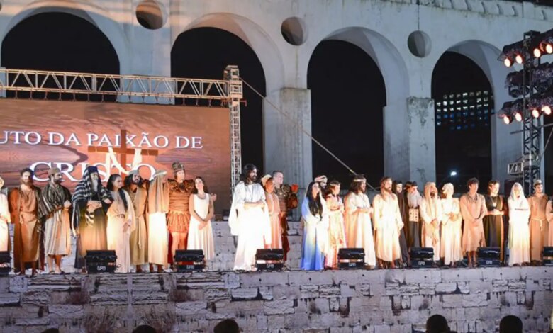 Auto da Paixão de Cristo nos Arcos da Lapa chega à 48ª edição