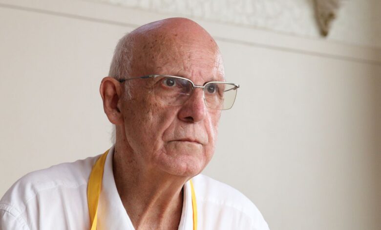 Na Mesa com Datena recebe padre Júlio Lancellotti nesta terça-feira