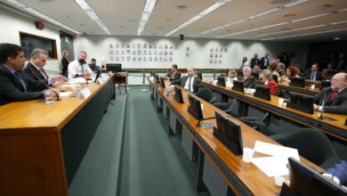 Conselho de Ética adia análise contra deputados por quebra de decoro| Agência Brasil