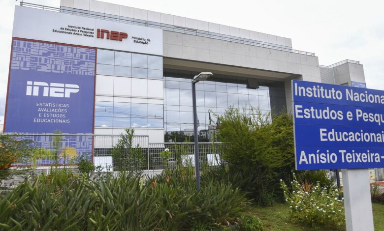 MEC prorroga prazo para pedir isenção da taxa de inscrição do Enem