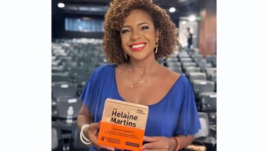 Luciana Barreto é homenageada no 4º Prêmio MOL de Jornalismo