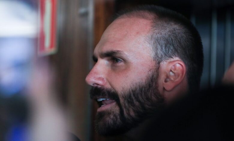 Eduardo Bolsonaro não comparece a interrogatório no Supremo