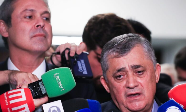 José Guimarães diz ser contra socorro do governo federal ao BRB