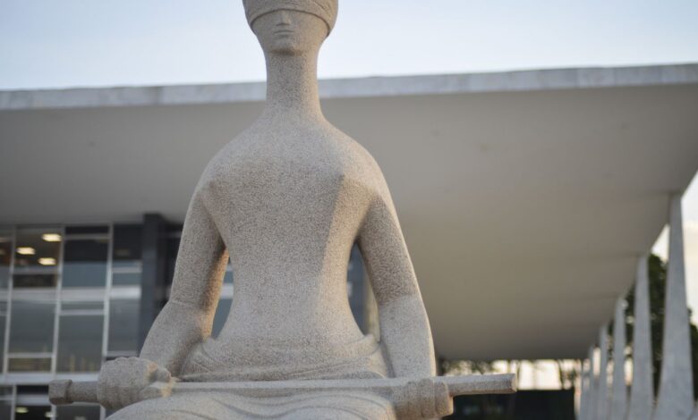 Juízes pedem adiamento de decisão que limitou penduricalhos