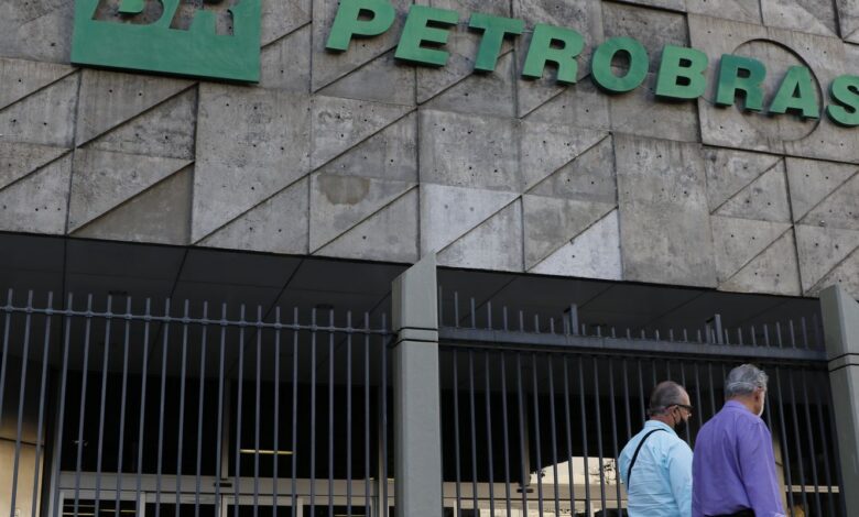 Petrobras bate novo recorde na produção de barris de petróleo e gás