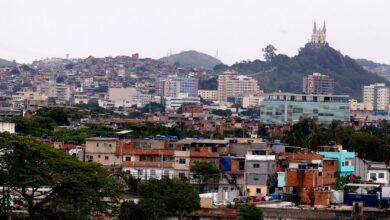 Justiça decreta prisão preventiva de casal que levava armas para o CV