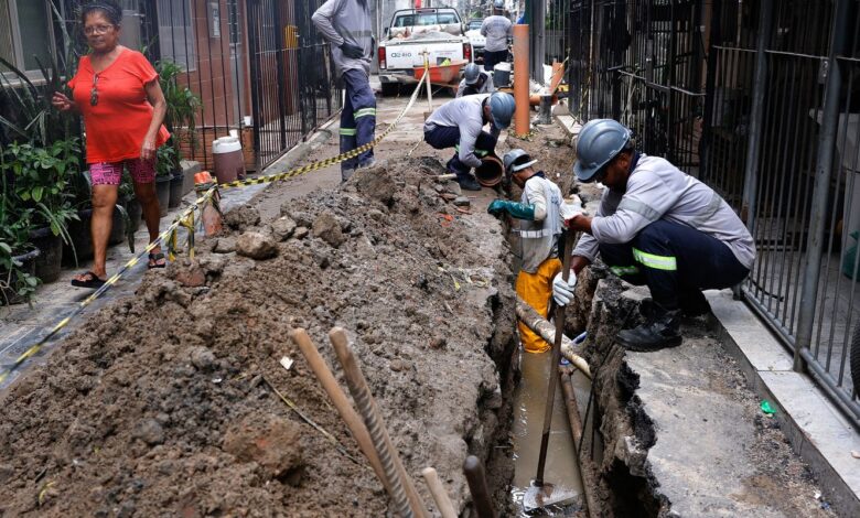 Maré recebe obras de esgoto, mas drenagem e lixo e seguem como desafio