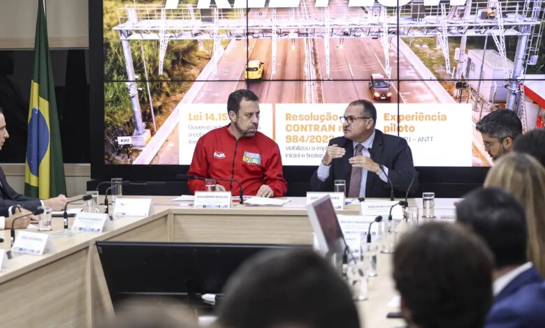 Governo suspende 3,4 milhões de multas por não pagar pedágio