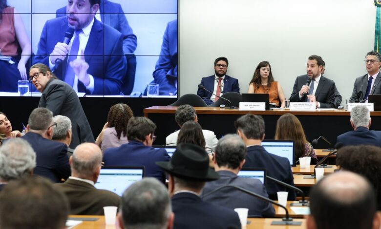 Boulos critica compensação a empresas pelo fim da escala 6x1