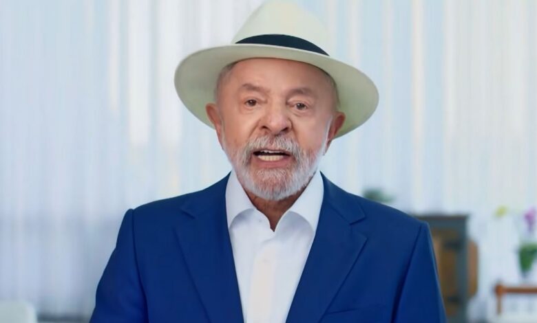 "É um caso de polícia", diz Lula sobre relação entre Flávio e Vorcaro