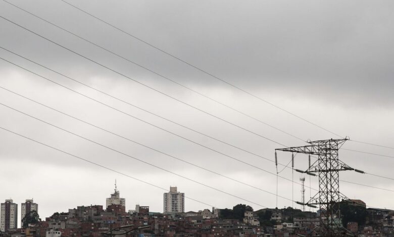 Fim de semana será de temporal no Sudeste e chuva intensa no Norte