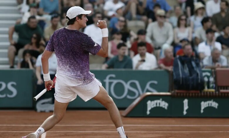 João Fonseca estreia com vitória no torneio de Roland Garros