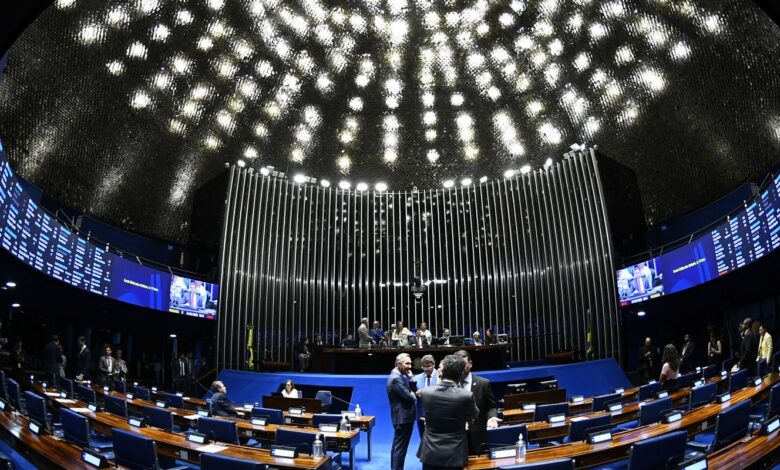 Senado aprova projeto de incentivo ao primeiro emprego para jovens