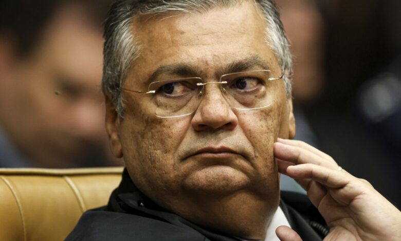 Dino diz que pagamento de novos penduricalhos está proibido