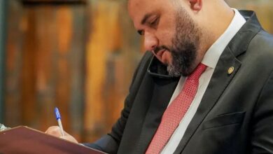 PF encontra mensagens de violência em celular de deputado preso no RJ