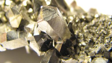 Brasil tem "vazio estratégico" em minerais críticos, diz especialista