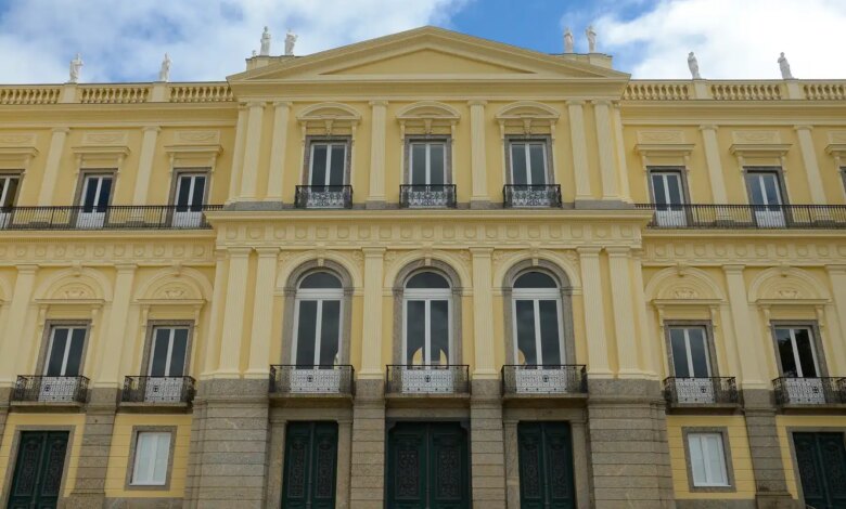 Museu recupera negativos fotográficos de vidro perdidos em incêndio