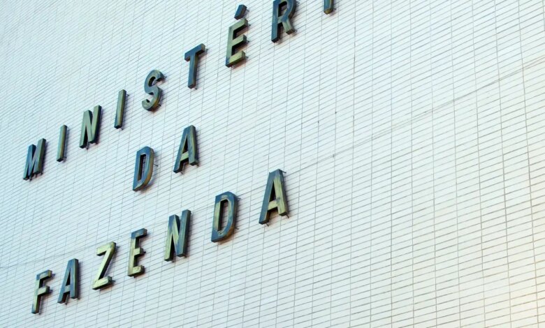 Fazenda eleva para 4,5% estimativa de inflação com guerra e petróleo