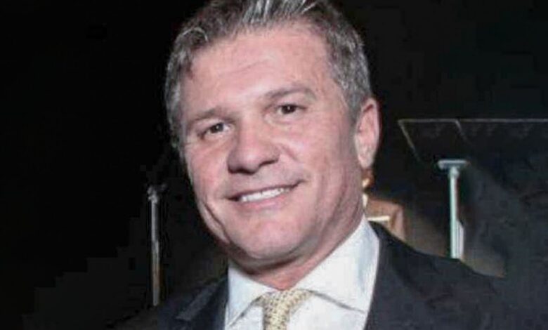 Mendonça vota para manter prisão de pai de Vorcaro; Gilmar pede vista