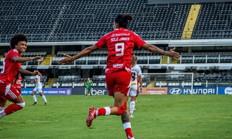 Inter aplica 3 a 0 no Santos fora de casa pelo Brasileirão Feminino