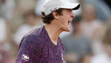João Fonseca vira sobre croata e vai encarar Djoko em Roland Garros