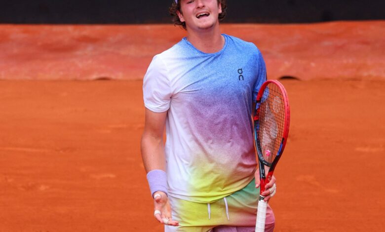 João Fonseca perde na estreia do Masters 1000 de Roma e é eliminado