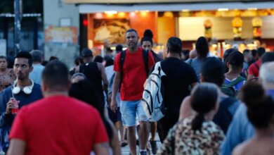 Desemprego chega a 5,8% no trimestre encerrado em abril, diz IBGE