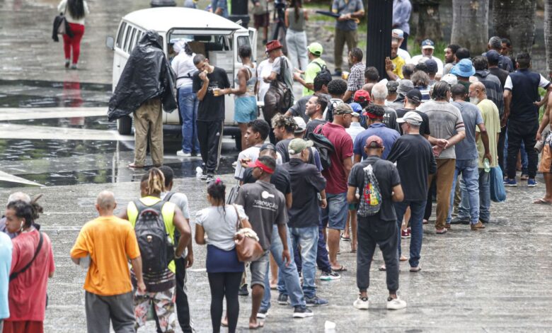 População em situação de rua passa de 388 mil em maio; SP lidera