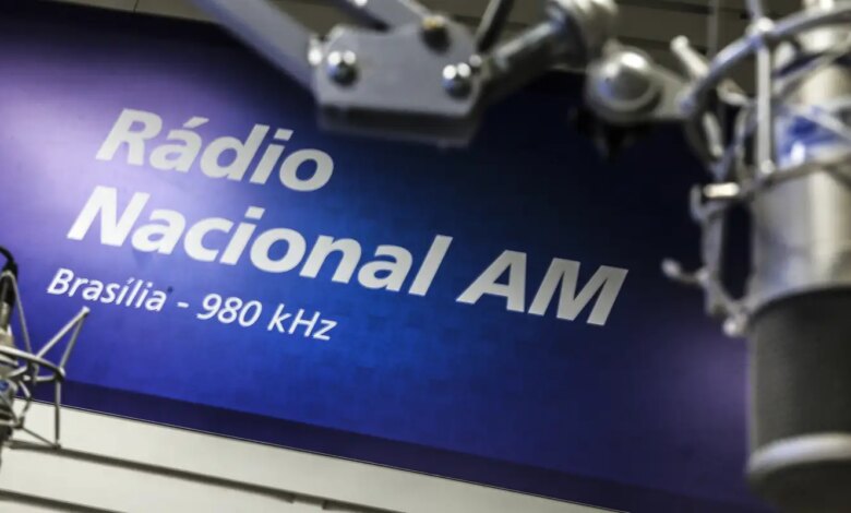 Videocast celebra 90 anos da Rádio Nacional