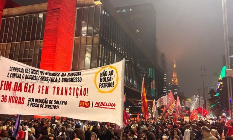 Ato na Avenida Paulista pede fim da escala 6x1