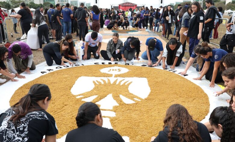 Corpus Christi é feriado ou ponto facultativo? Entenda regras