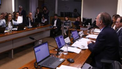 Senadores criticam falta de dados sobre socorro bilionário ao BRB
