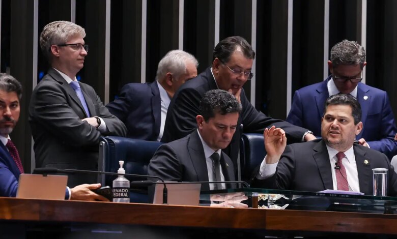 Senado aprova uso do Fundo do Pré-Sal para dívidas do agro