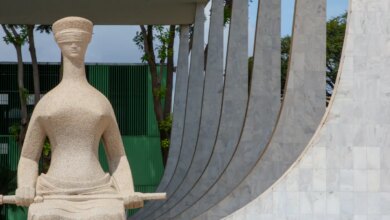 STF mantém fim da aposentadoria compulsória para juízes condenados