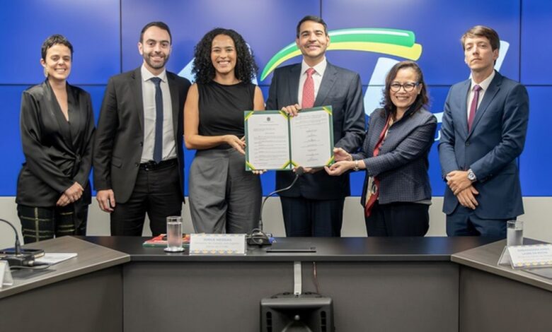 AGU garante posse de servidora exonerada do Itamaraty por banca racial