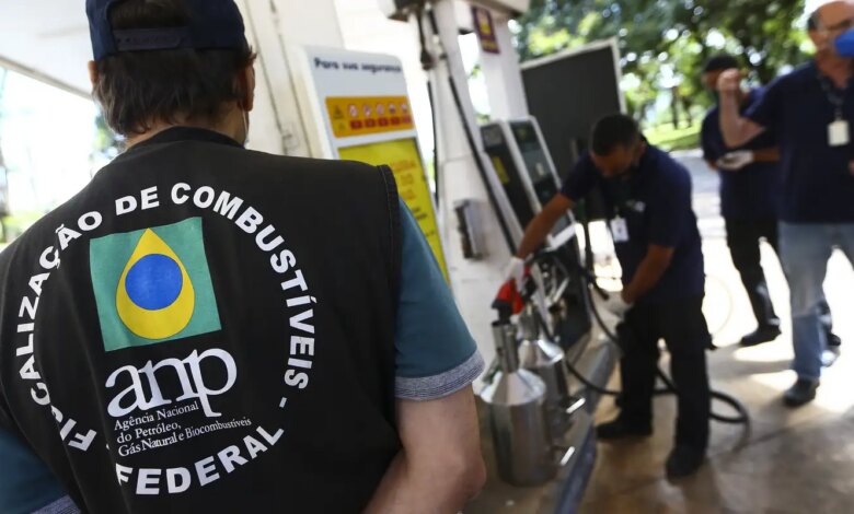 Em três meses, ANP fez 21 autuações por preço abusivo de combustível