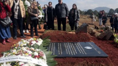 Restos mortais de Grenaldo Silva, morto pela ditadura, são sepultados