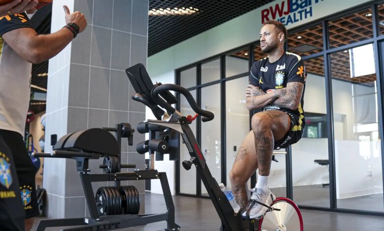 Copa do Mundo: exames de Neymar apontam 'boa evolução' , afirma CBF