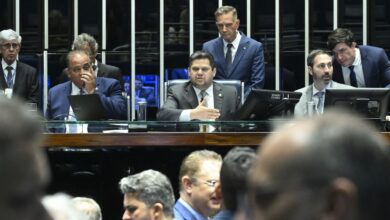Senado anula norma sobre aborto legal em crianças vítimas de estupro