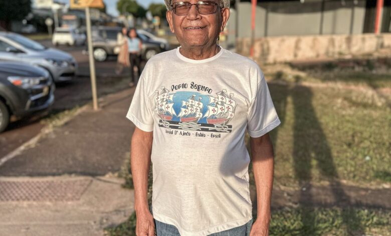 Torcedor da seleção há 20 Copas, Seu Simão, 91 anos, aposta no hexa