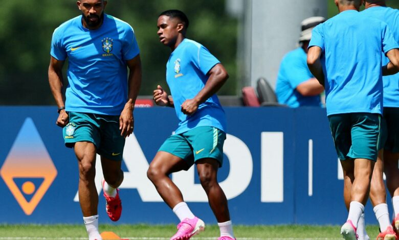 Sem Neymar, Brasil finaliza preparação para estreia na Copa no sábado