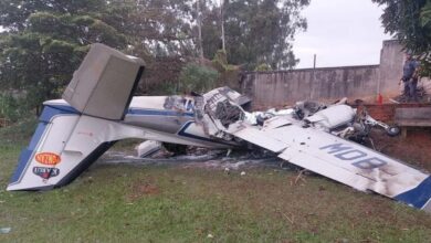 Queda de bimotor deixa dois mortos em Marília, interior de São Paulo