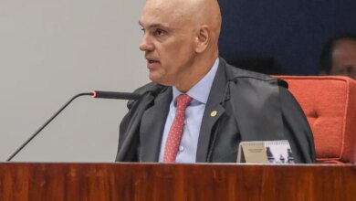 Moraes arquiva investigação contra Bolsonaro no caso Abin Paralela