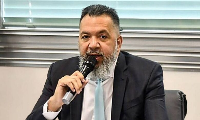 Moraes revoga uso de tornozeleira para ex-prefeito de Belford Roxo