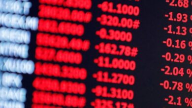 Bolsa sobe quase 3% e fecha no maior nível desde maio