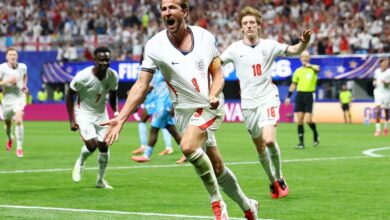 Inglaterra elimina RD Congo com dois gols de Kane e avança às oitavas
