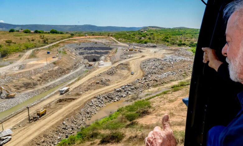 Lula inaugura túnel de transposição das águas do São Francisco no RN