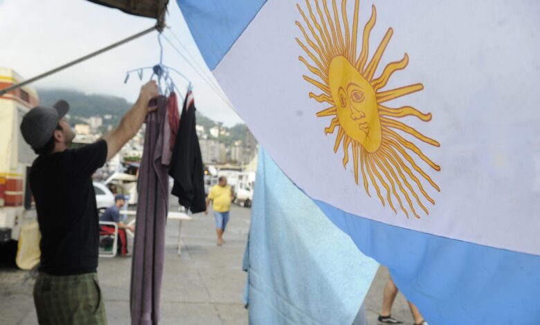 Quase metade dos jovens argentinos vive em vulnerabilidade social