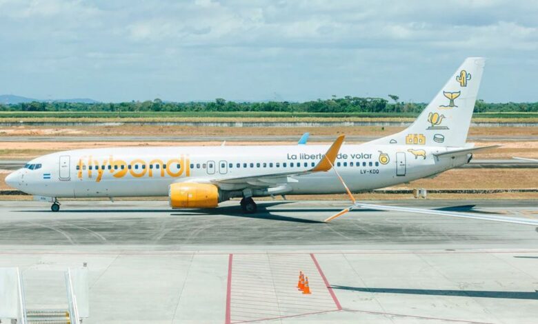 Anac limita a venda de passagens aéreas da Flybondi no Brasil